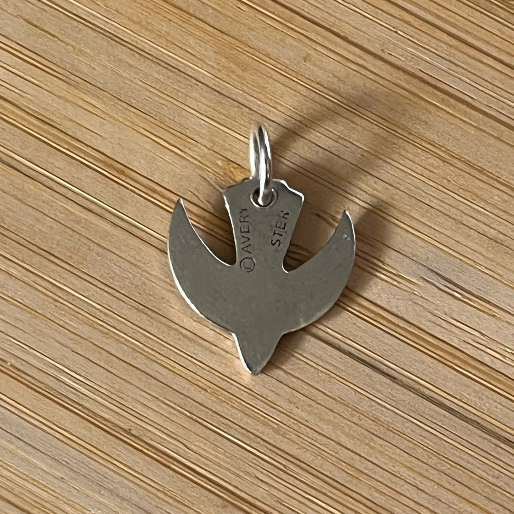 James Avery *Rare* *Retired* Dove Charm oxidized detailing - Picture 4 of 5
